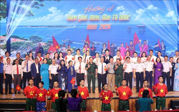 Hơn 55 tỷ đồng chung tay ủng hộ vì biên giới, biển đảo của Tổ quốc