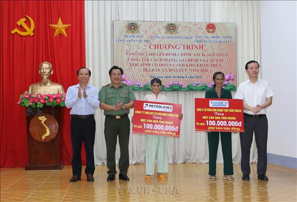 Hỗ trợ thiết thực với người dân khó khăn, gia đình chính sách ở Hỏa Lựu