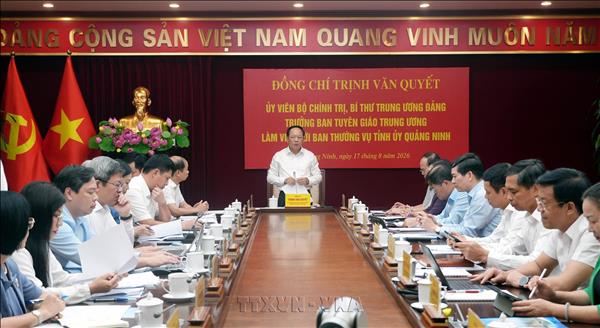 Trưởng Ban Tuyên giáo Trung ương Trịnh Văn Quyết: Quảng Ninh phát triển nhanh, bền vững, trở thành hình mẫu toàn diện