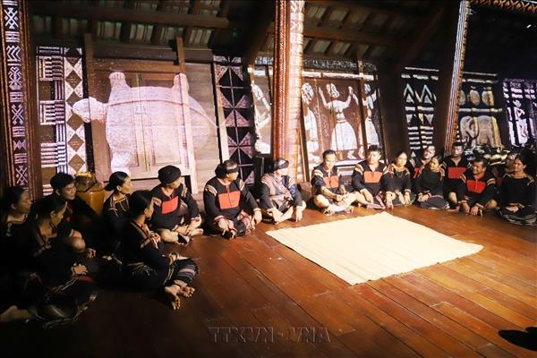 Tái hiện đời sống, sinh hoạt giàu bản sắc của đồng bào Ê Đê