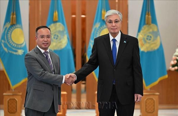 Vietnam seeks to deepen strategic partnership with Kazakhstan