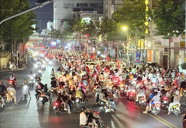 Chung kết lượt đi ASEAN Hyundai Cup 2026: Rực sắc đỏ mừng chiến thắng của đội tuyển Việt Nam