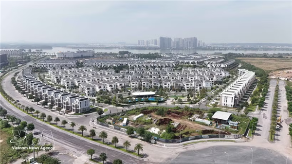 越南第十六届国会第一次非常规会议：遏制房地产市场操纵与炒作抬价行为