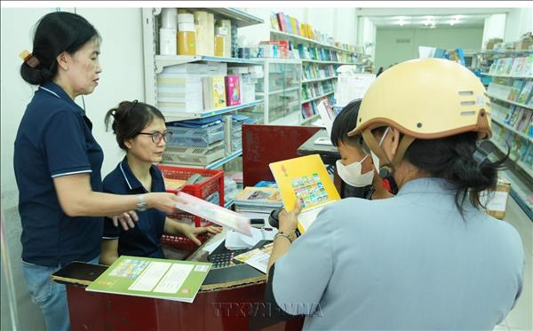 Nỗ lực đáp ứng nguồn cung sách giáo khoa trước thềm năm học mới