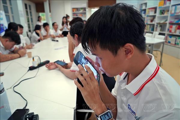 Dự án Chạm  Kể trang bị kỹ năng truyền thông để người khuyết tật tự kể câu chuyện của mình