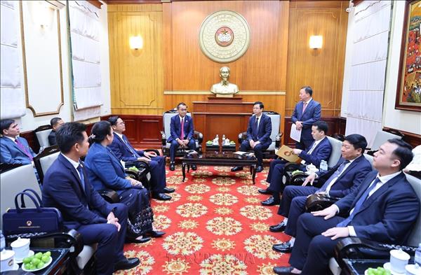 Phát huy vai trò Mặt trận trong vun đắp mối quan hệ đoàn kết đặc biệt Việt - Lào