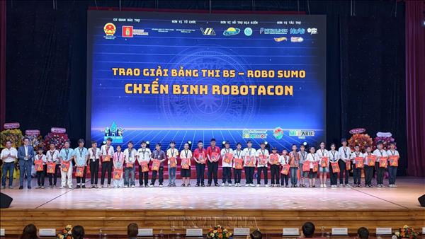 Top-performing teams at ROBOTACON WRO 2026 national finals honored