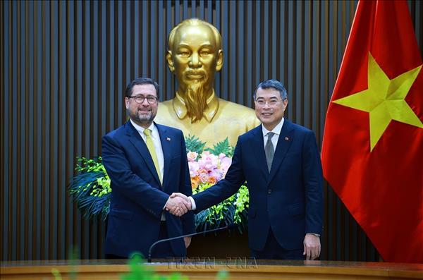Prime Minsiter receives Chilean Foreign Minister