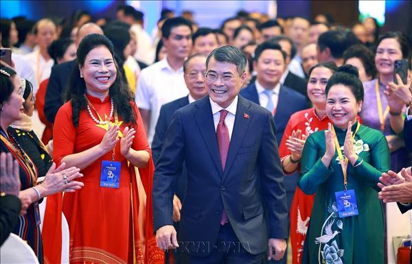 SMEs must become solid foundation, steady pipeline for larger enterprises: PM