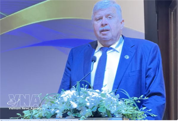 Première édition des  Journées du Conseil mondial du peuple  au Vietnam