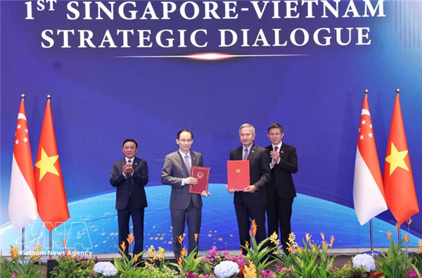 Déclaration conjointe Vietnam - Singapour sur la stratégie de connectivité technologique