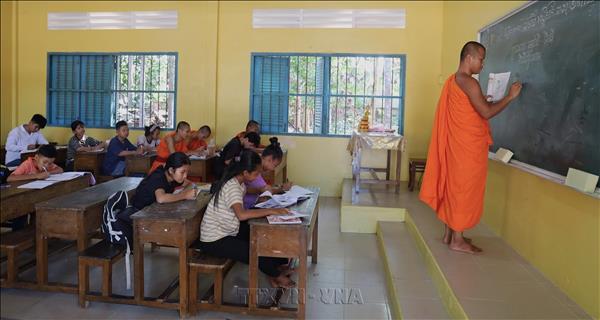 Preserving Khmer Cultural Traditions
