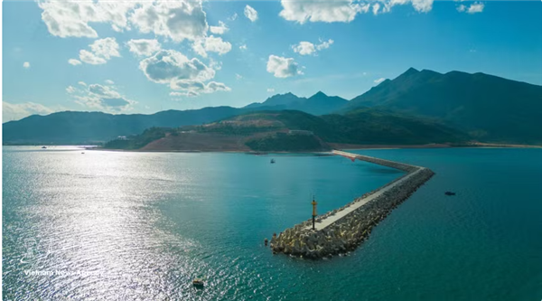 Les infrastructures énergétiques, un socle pour léconomie maritime du Vietnam