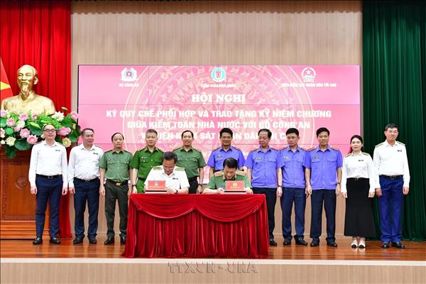 Phối hợp, phát hiện sớm dấu hiệu tham nhũng, lãng phí, tiêu cực