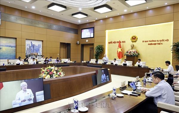 Phiên họp thứ 5, Ủy ban Thường vụ Quốc hội: Hoàn thiện pháp luật, tạo hành lang phát triển giao thông đường thủy hiện đại, an toàn