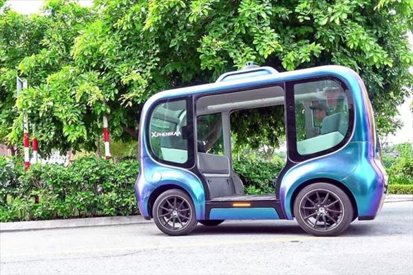 Испытания автономных автобусов и роботакси в Хоалаке, Ханой