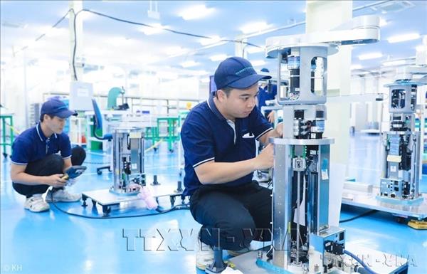 Vietnam refuerza cooperación internacional en ciencia y tecnología