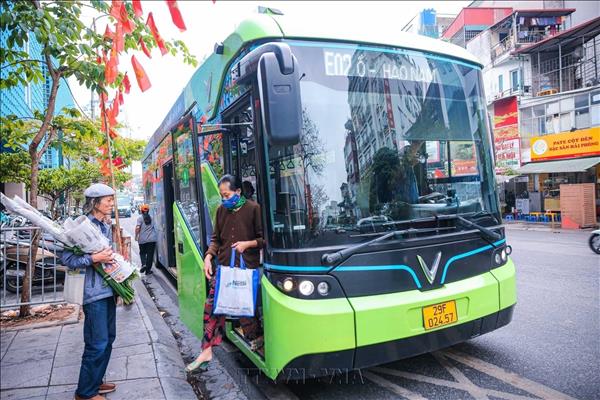 Hanoi offers five days of free bus, metro rides for National Day