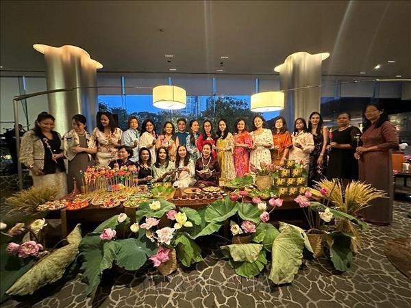 81 năm Cách mạng Tháng Tám và Quốc khánh 2/9: Trà sen đưa văn hóa Việt Nam đến gần hơn với Sri Lanka