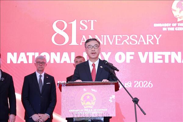 チェコ首相、ベトナム建国記念式典に出席
