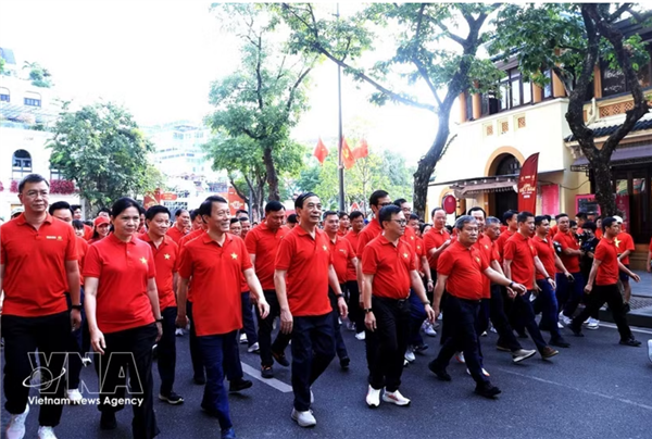 2026年与越南一同前进全国步行活动吸引177万余人参与
