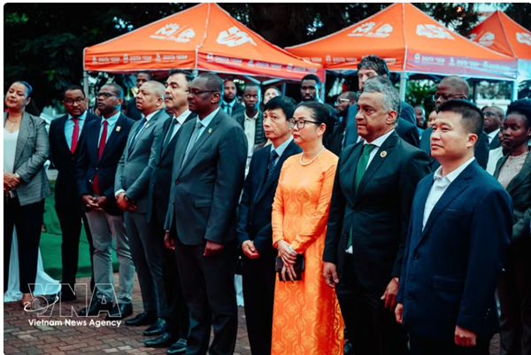 Le Vietnam renforce ses relations avec les pays dAfrique de lEst