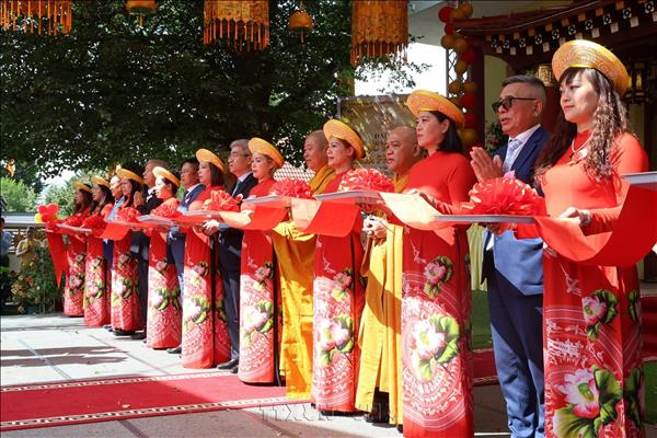 Gìn giữ đạo lý tri ân, kết nối cộng đồng người Việt tại Đức