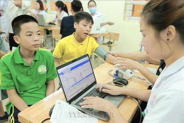 Hà Nội khẩn trương khám sức khỏe, số hóa dữ liệu y tế học đường