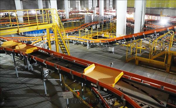 Sôi nổi khí thế thi công trên các công trường dịp Quốc khánh 2/9
