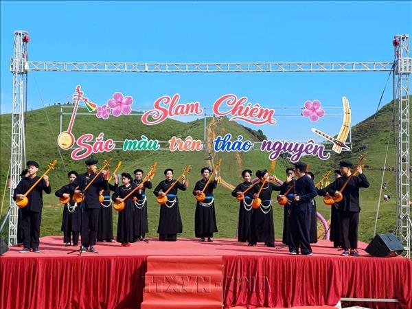 Slam Chiêm – Sắc màu trên thảo nguyên: Rực rỡ ngày hội mùa Thu