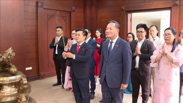 81 năm Cách mạng Tháng Tám và Quốc khánh 2/9: Kế tục, vun đắp quan hệ đặc biệt Việt Nam-Lào