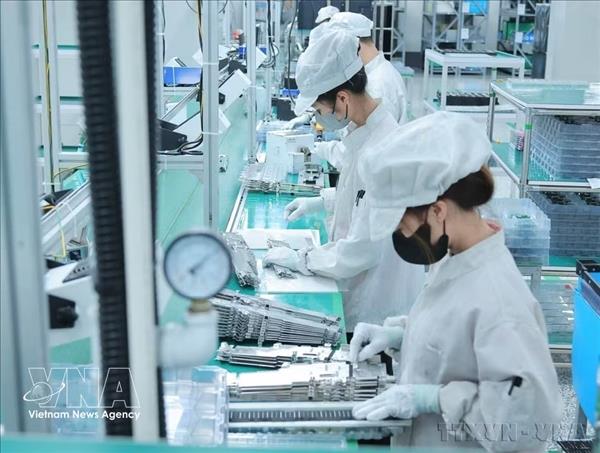 Léconomie vietnamienne en bonne voie pour atteindre une croissance à deux chiffres