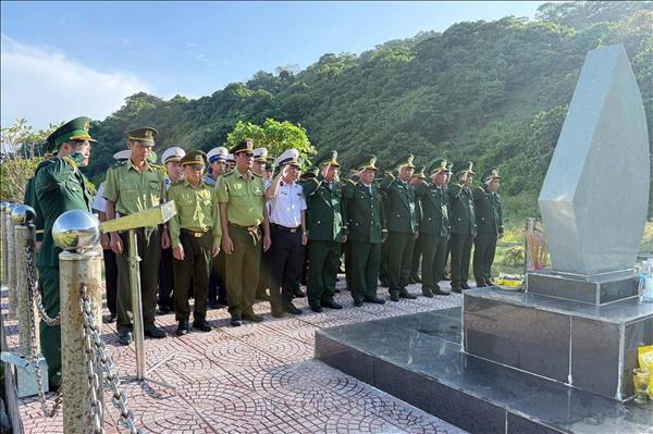 Tết Độc lập nơi đảo tiền tiêu của Tổ quốc