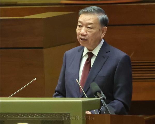 トー・ラム書記長・国家主席：「文書の価値は実際の問題を解決できるかで決まる」