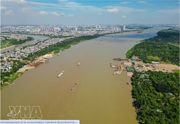 Hanoï accélère la construction de sept ponts sur le fleuve Rouge en vue de lAPEC 2027