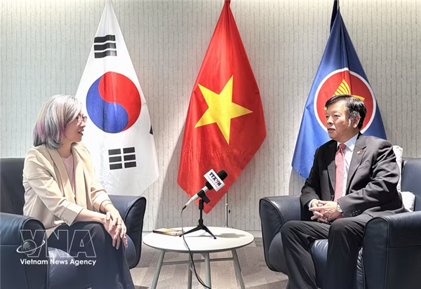 越韩议会合作进一步为推动双边合作提供框架和动力