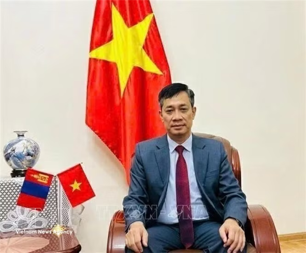 为越南与韩国和蒙古国合作关系注入强劲新动力