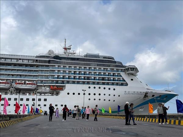 Hue steps up investment drive in Chan May–Lang Co Economic Zone