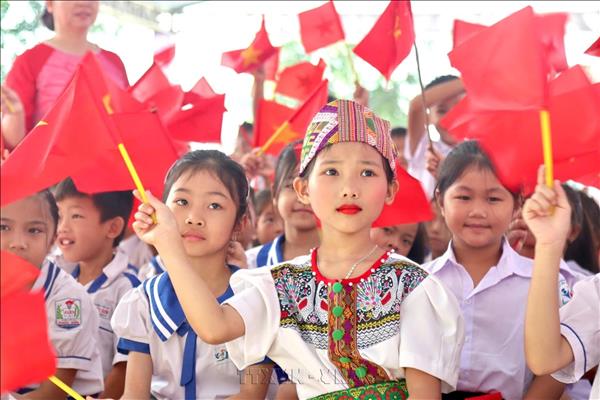 Students Across Vietnam Begin 2026 - 2027 Academic year
