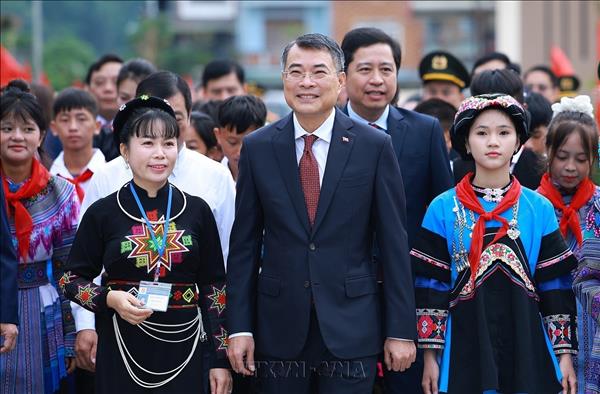 Thủ tướng Lê Minh Hưng: Đổi mới thực chất từ bên trong mỗi nhà trường, mỗi lớp học
