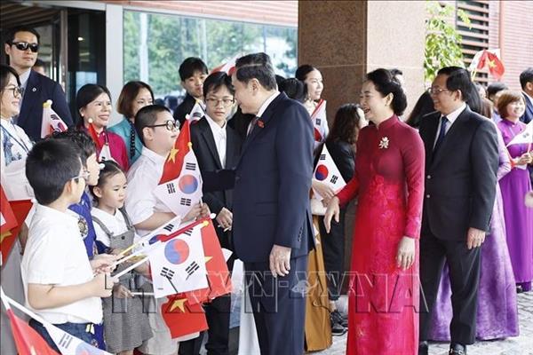 국회의장 내외, 주한 베트남대사관 직원 및 한인 동포사회와 간담회