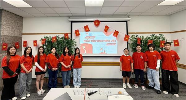 Gìn giữ tiếng Việt trong thế hệ trẻ tại Canada