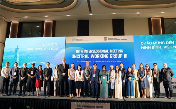 Họp giữa kỳ Nhóm Công tác III - Ủy ban Luật Thương mại quốc tế (UNCITRAL) về cải tổ cơ chế giải quyết tranh chấp giữa nhà nước và nhà đầu tư