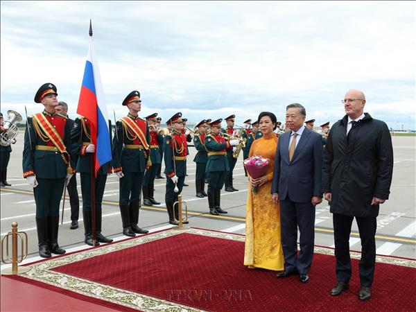 Tổng Bí thư, Chủ tịch nước Tô Lâm cùng Phu nhân bắt đầu thăm cấp Nhà nước Liên bang Nga