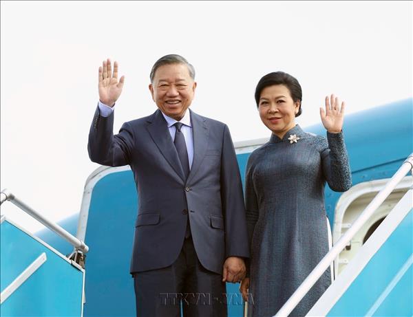 Máximo dirigente de Vietnam parte de Hanoi para visitas a Rusia y Francia