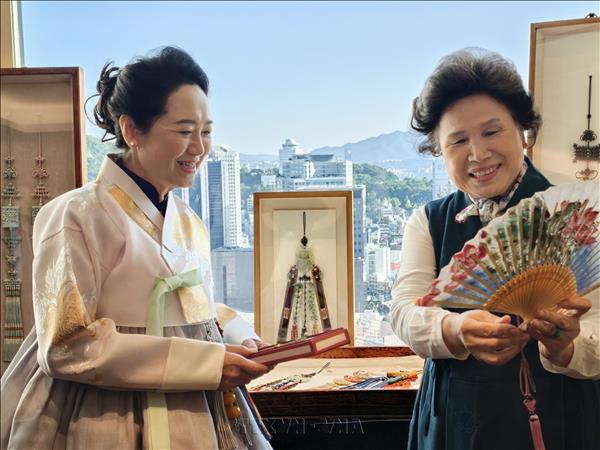 문화는 양국 결속의 가교…베트남 국회의장 부인, 韓 문화 교류 행보