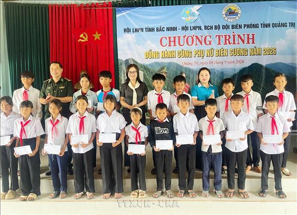 Hỗ trợ sinh kế bền vững cho đồng bào vùng biên thoát nghèo