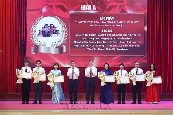 Học viện Chính trị quốc gia Hồ Chí Minh trao giải Cuộc thi chính luận về bảo vệ nền tảng tư tưởng của Đảng