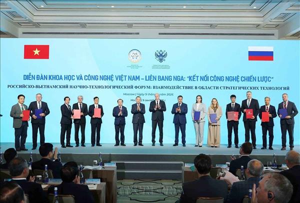 Le Vietnam et la Russie renforcent leur coopération dans les technologies stratégiques