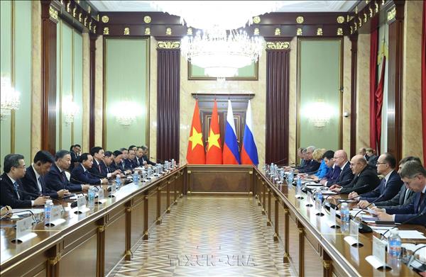 Vietnamese, Russian leaders call for stronger trade cooperation